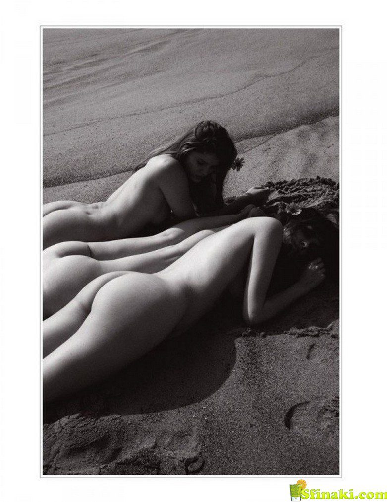 Rebekah Underhill, Jennifer Humphrey, Sasha Knevezic & Kelly Cunningham Naked 8