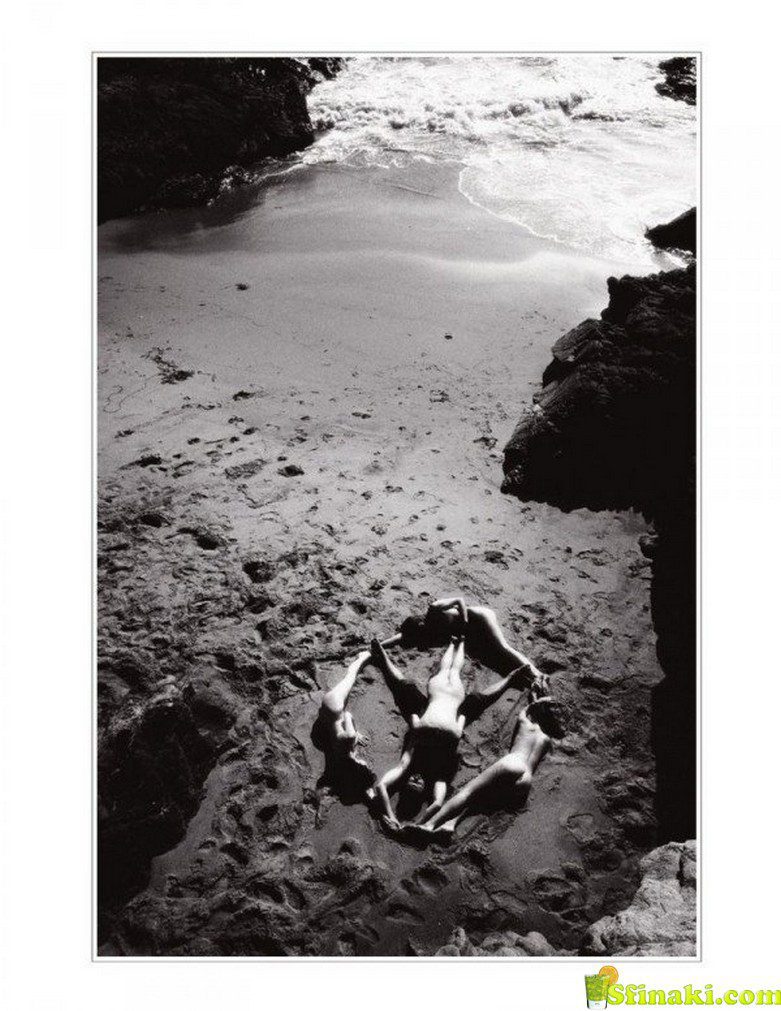 Rebekah Underhill, Jennifer Humphrey, Sasha Knevezic & Kelly Cunningham Naked 9