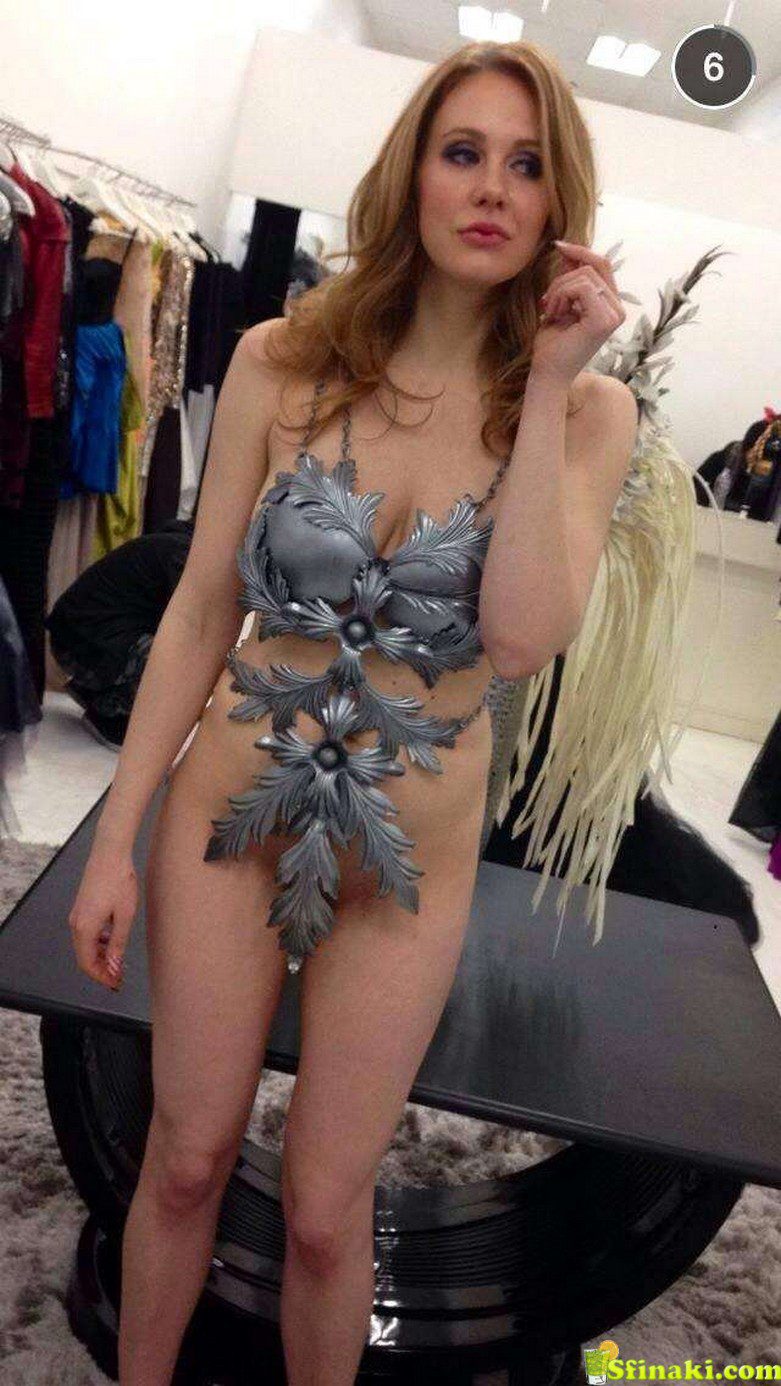 Η Maitland Ward γυμνή! 5