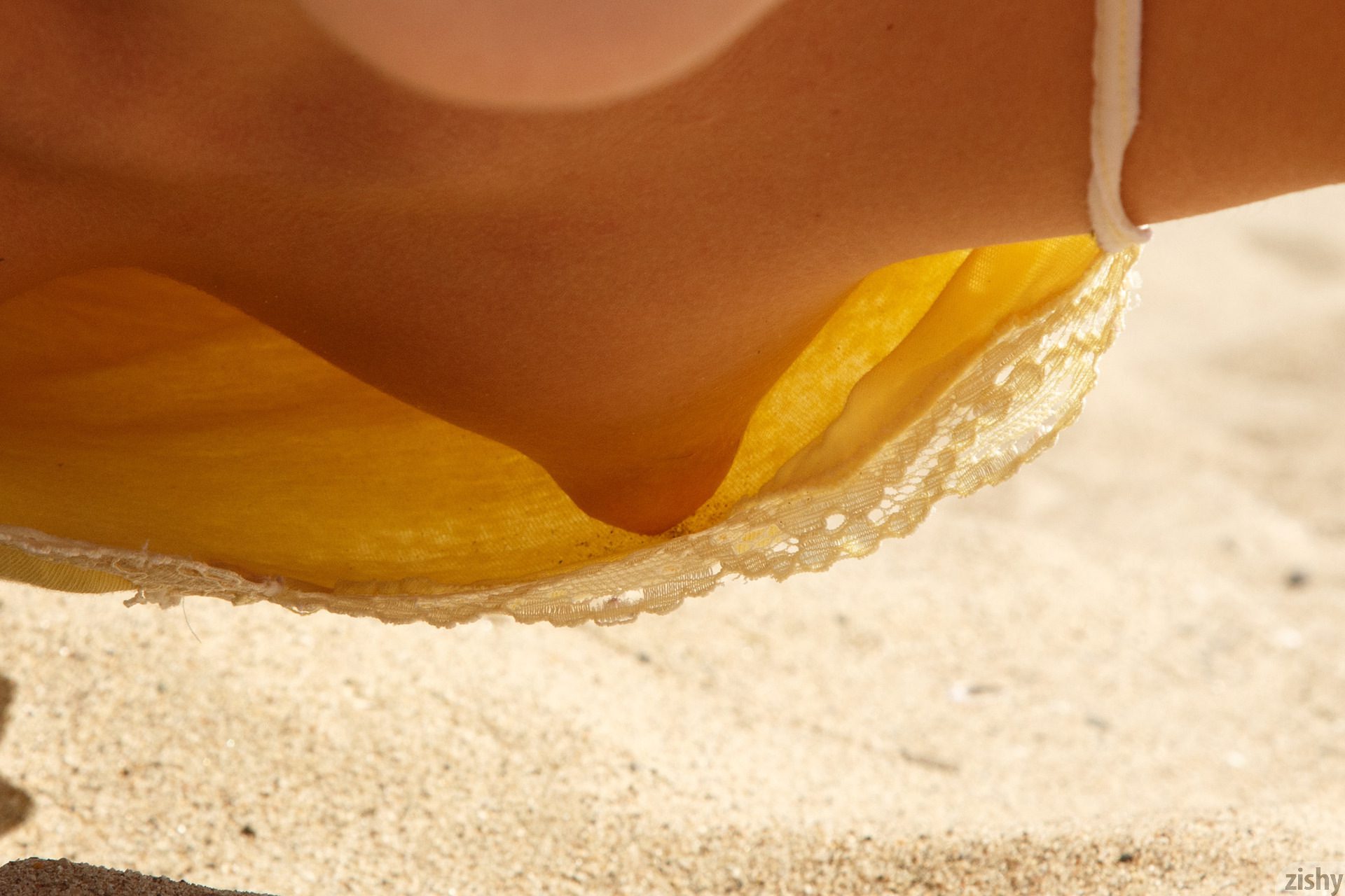 Ksenia Gali Yellow Means Go II 23