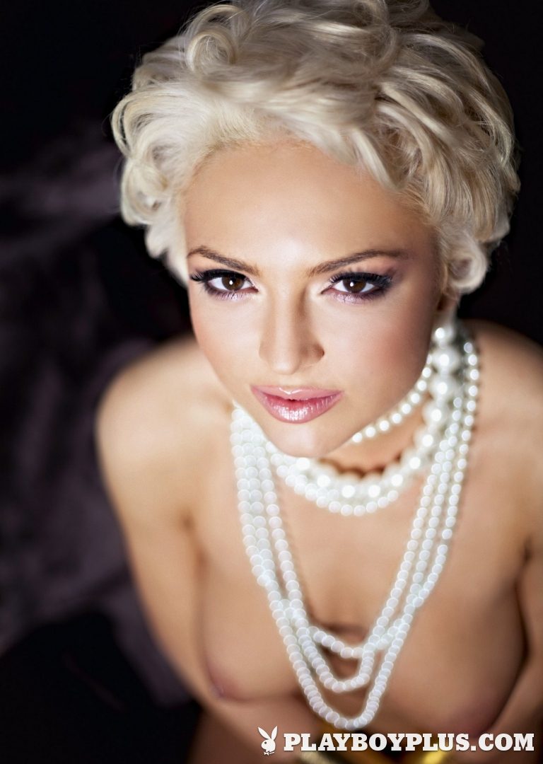 Andrea Vrhovec in Playboy Slovenia 5