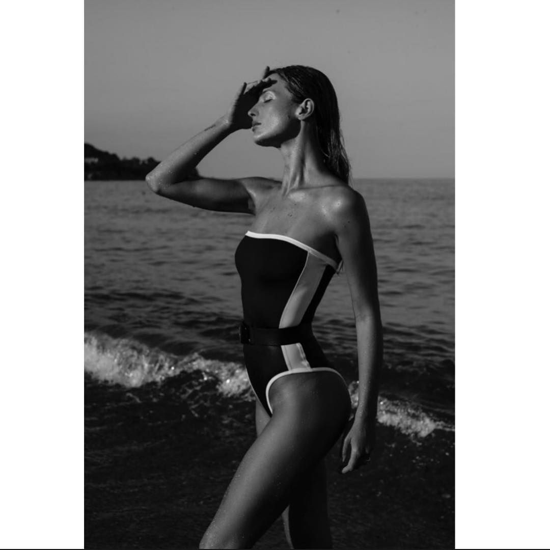 Flavia Lucini Nude & Sexy (43 Photos) 35