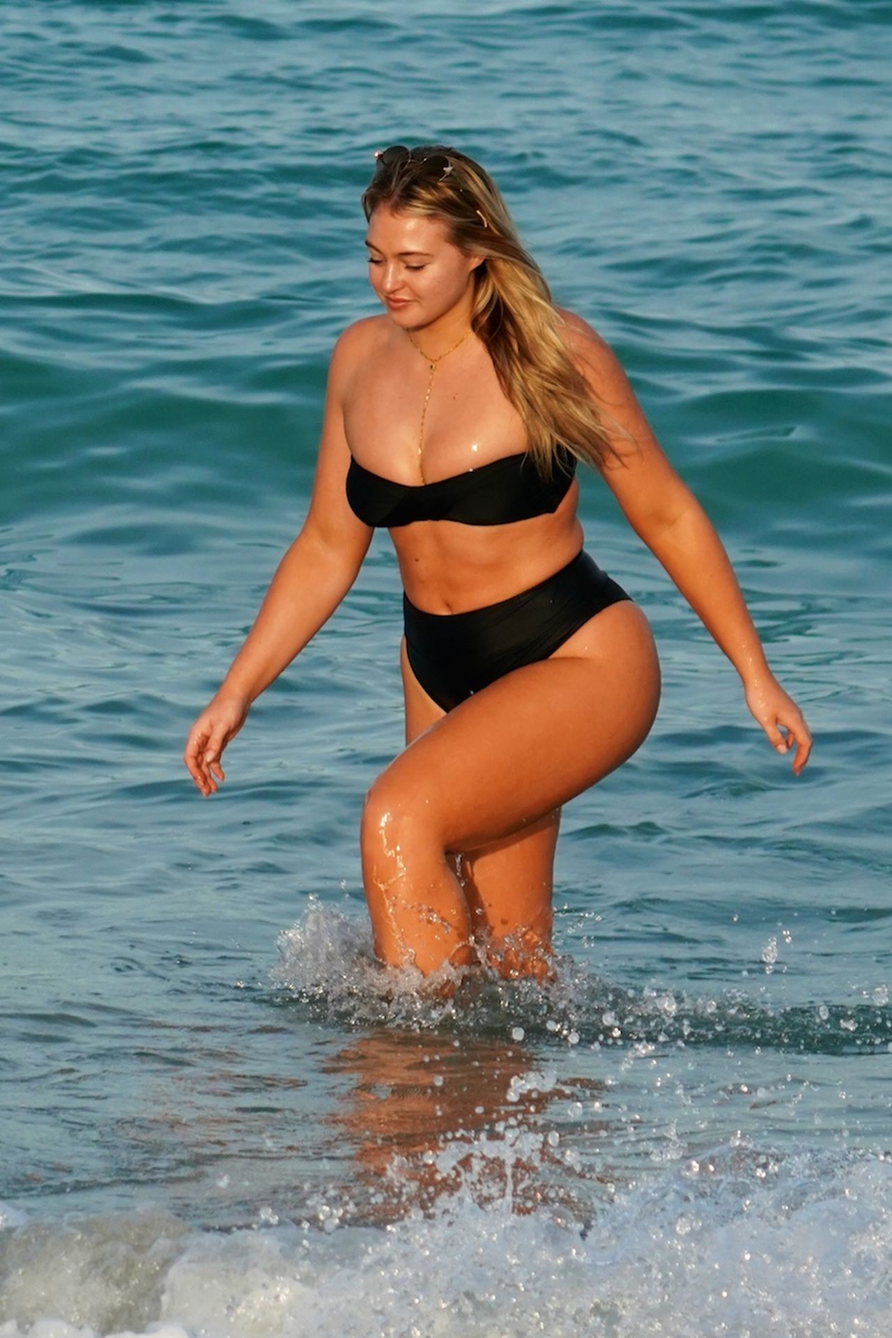 Iskra Lawrence Sexy (41 Photos) 26