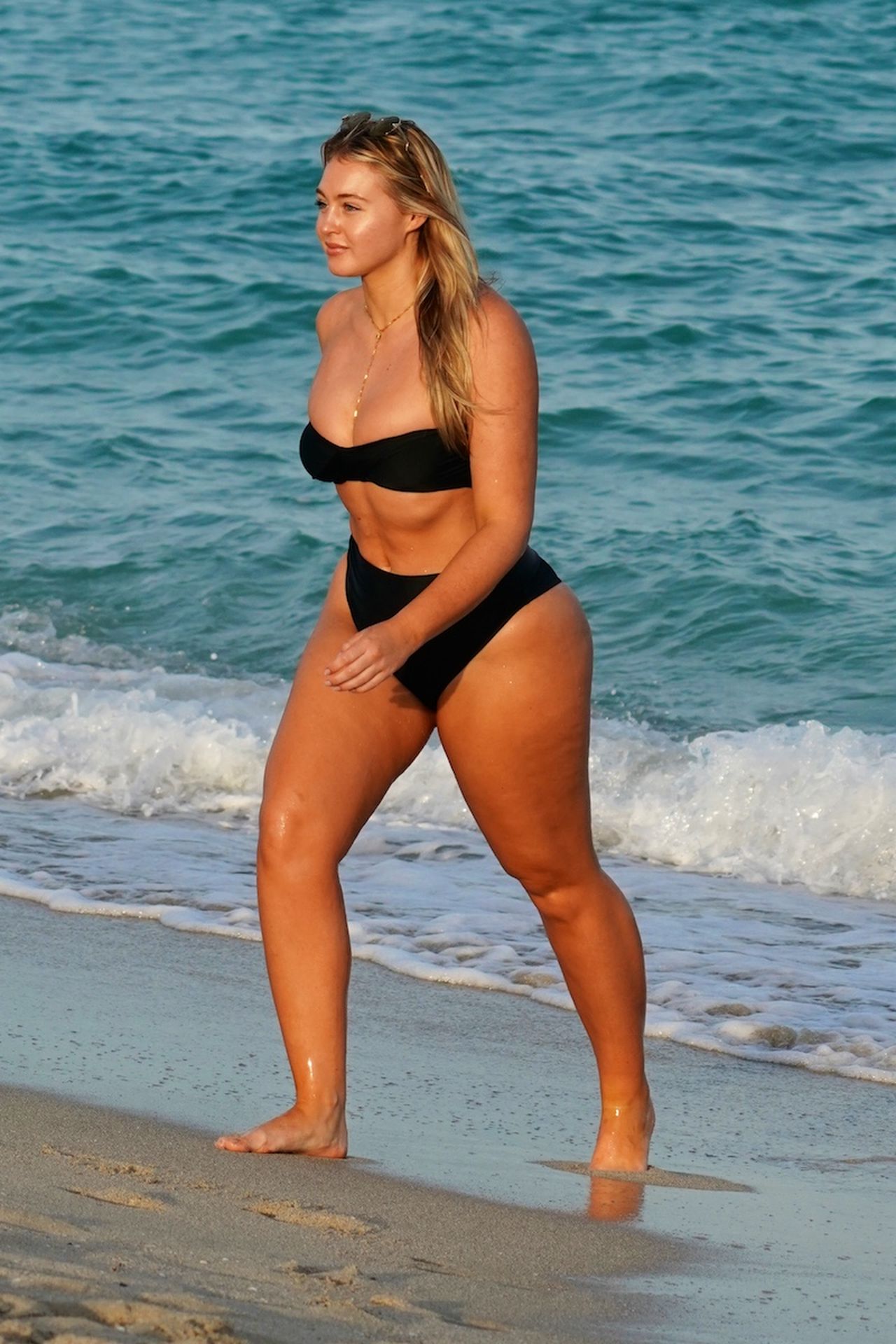 Iskra Lawrence Sexy (41 Photos) 27