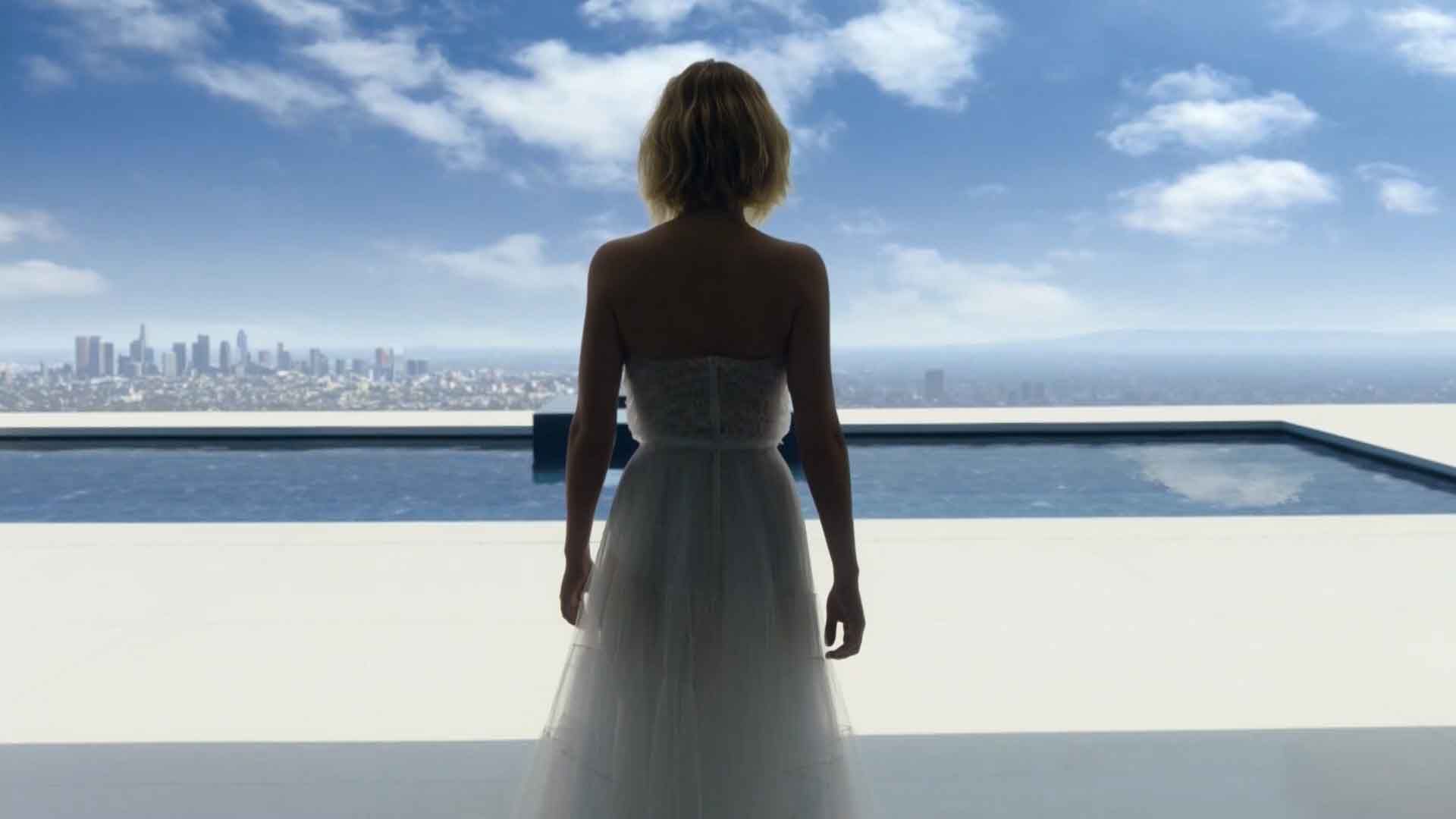 Jennifer Lawrence Sexy (50 Photos + Video) 23