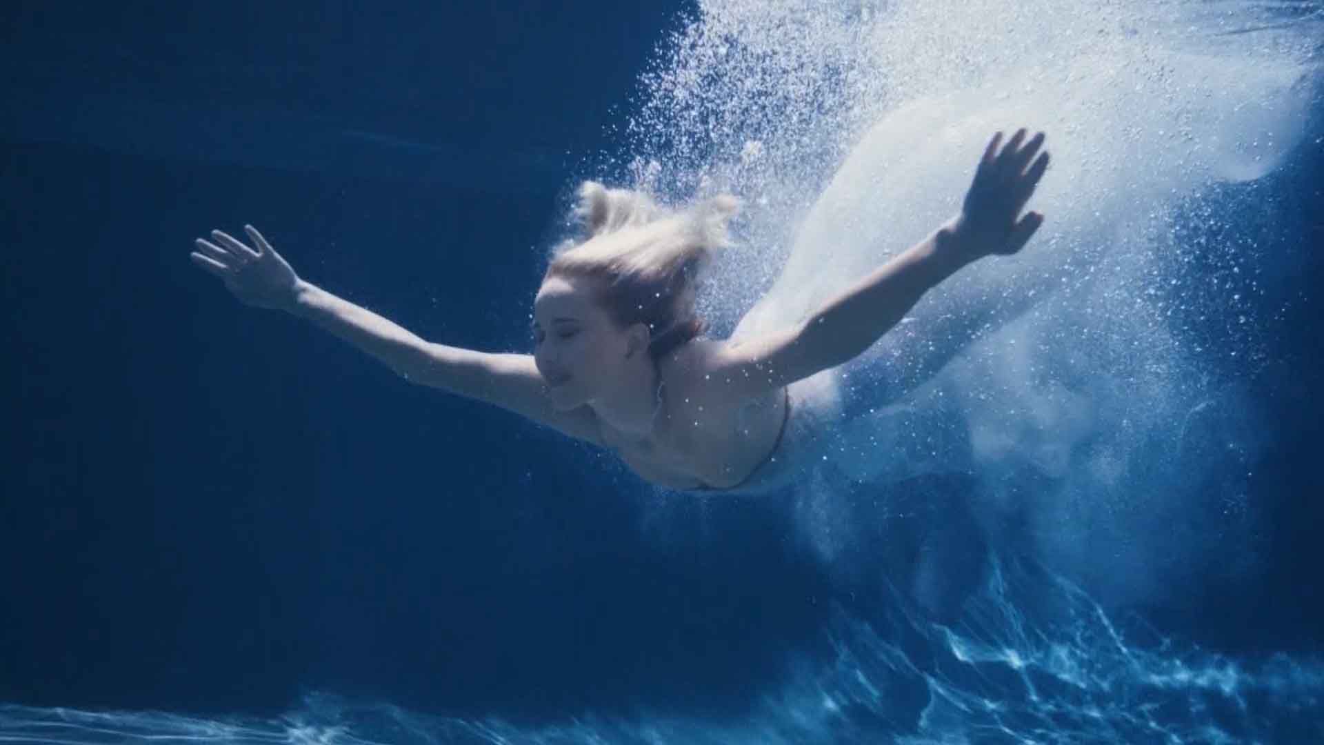 Jennifer Lawrence Sexy (50 Photos + Video) 26