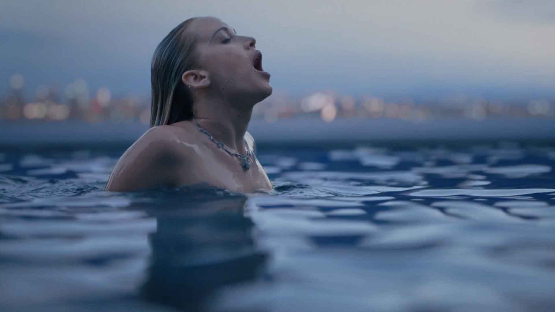 Jennifer Lawrence Sexy (50 Photos + Video) 30