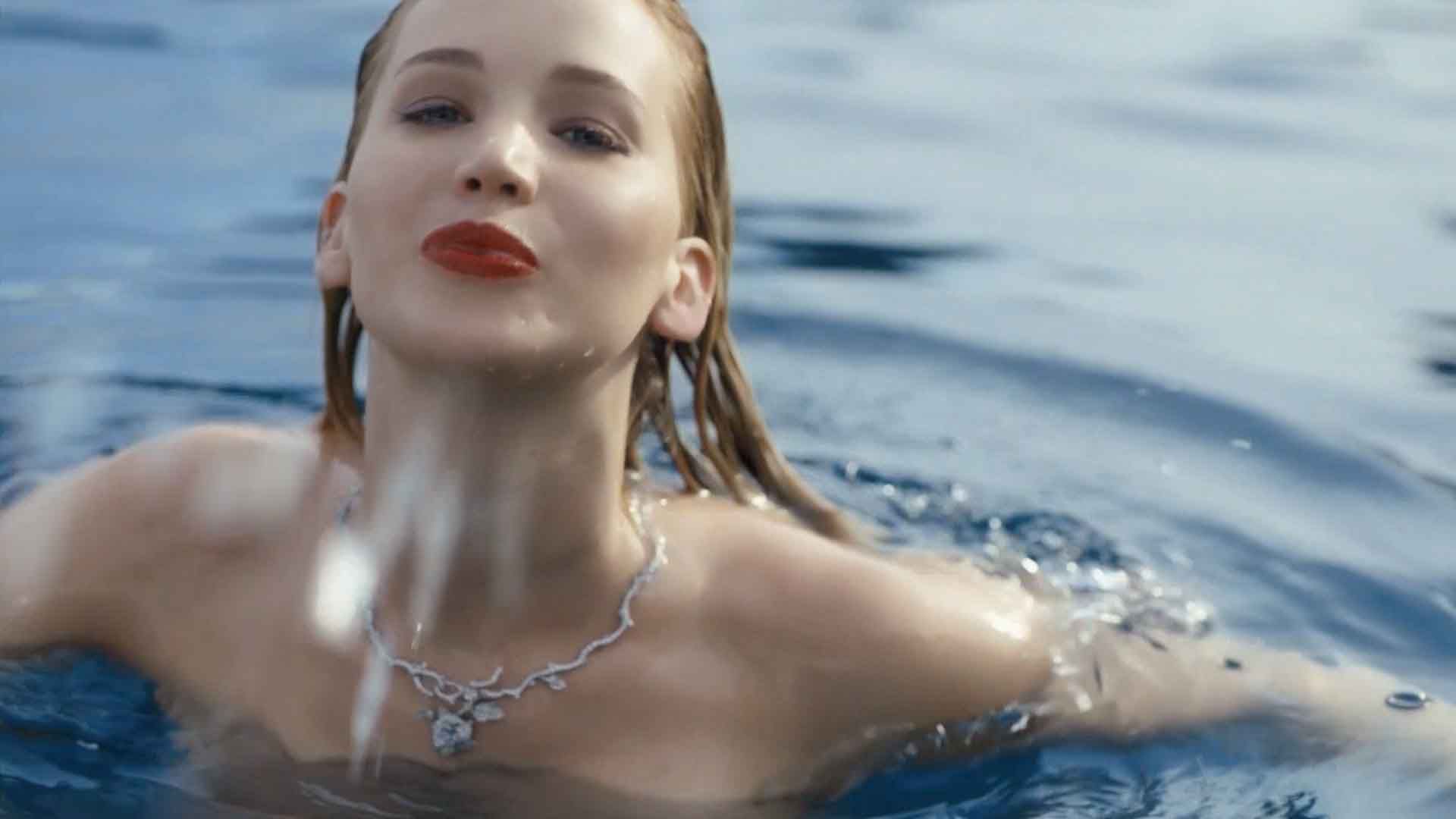 Jennifer Lawrence Sexy (50 Photos + Video) 39
