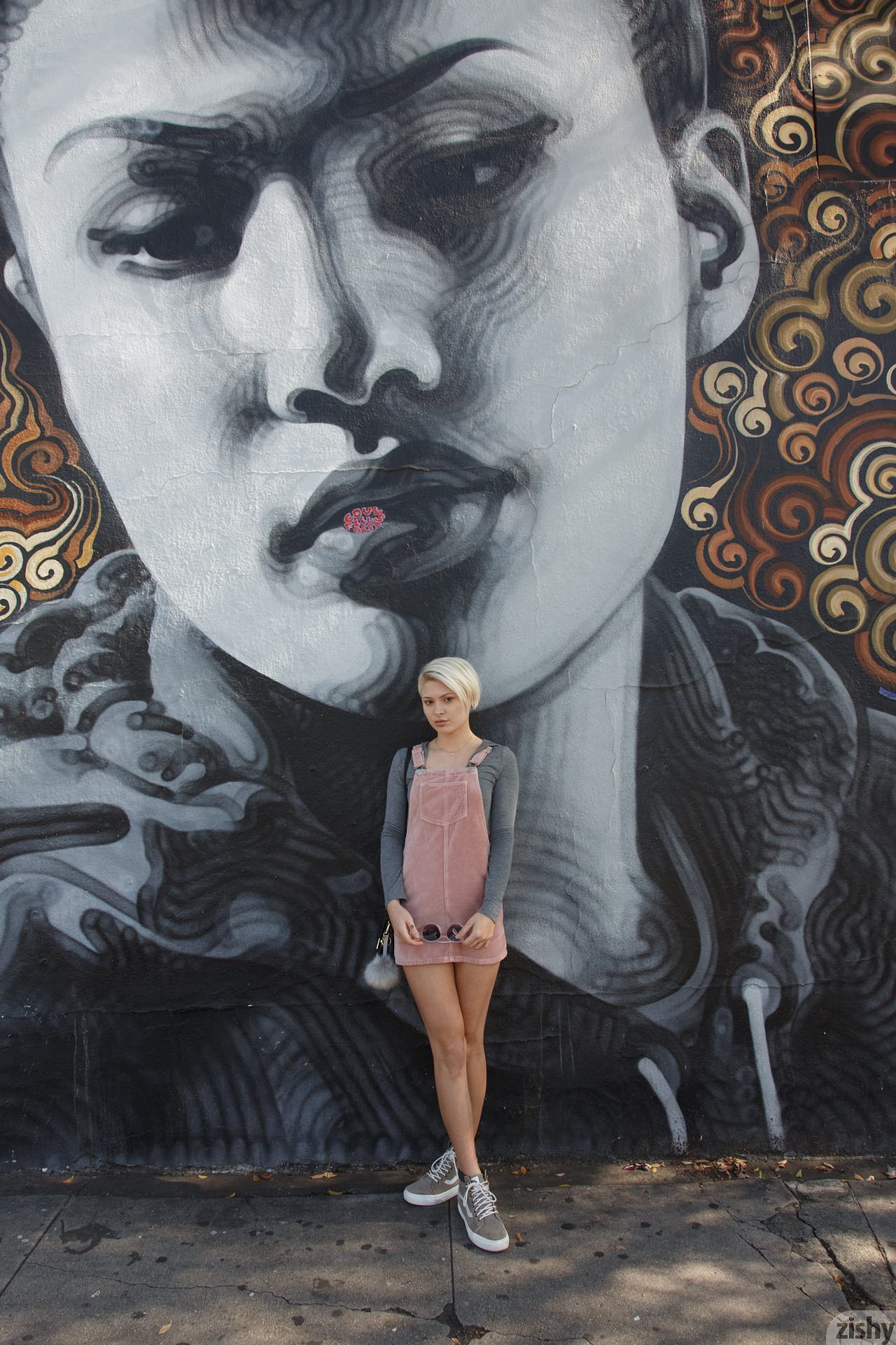 Zishy: Sage Hailong Hollywood Connection 6