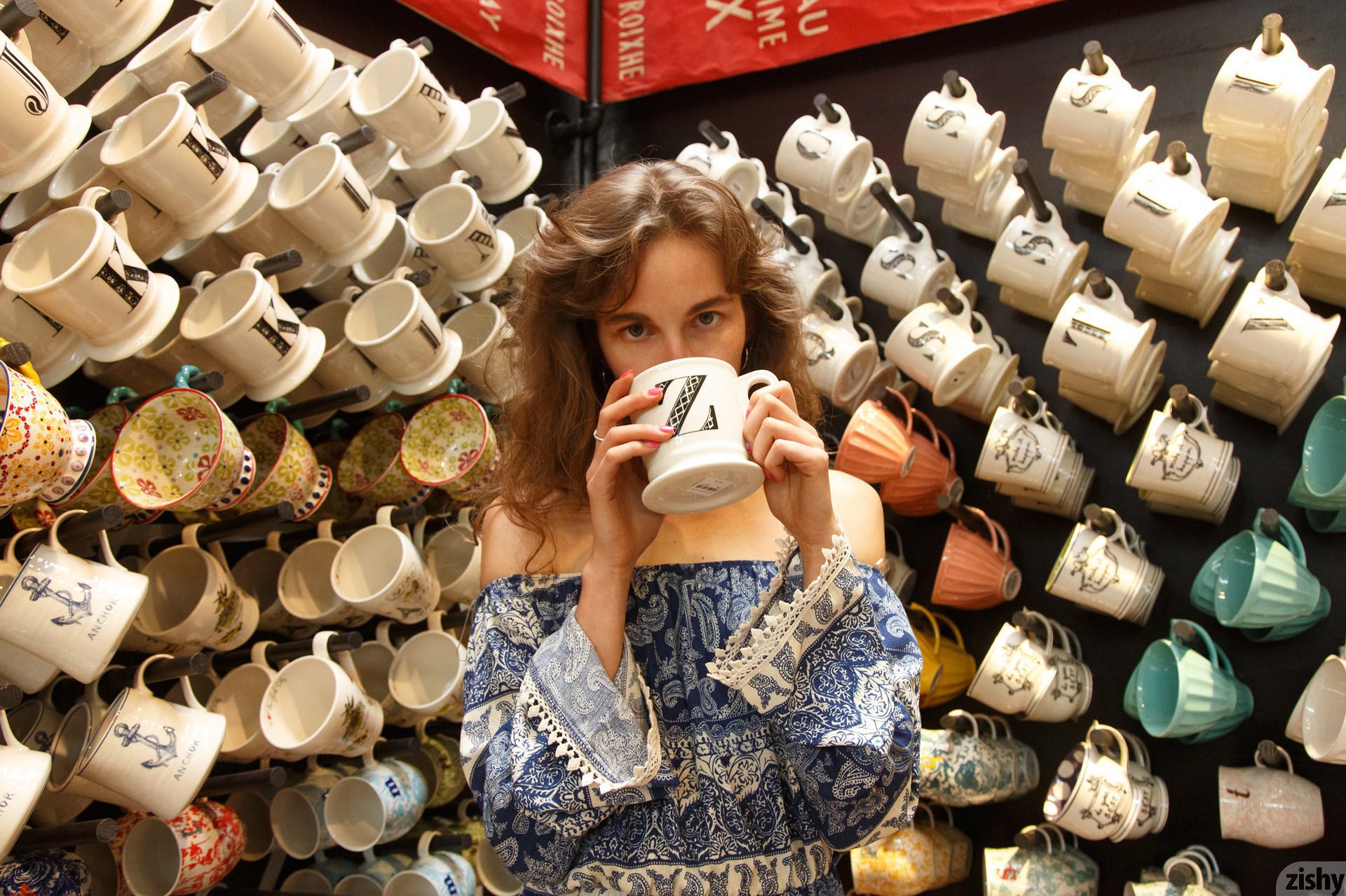 Vivi Kuanas At The Grove - Zishy 29