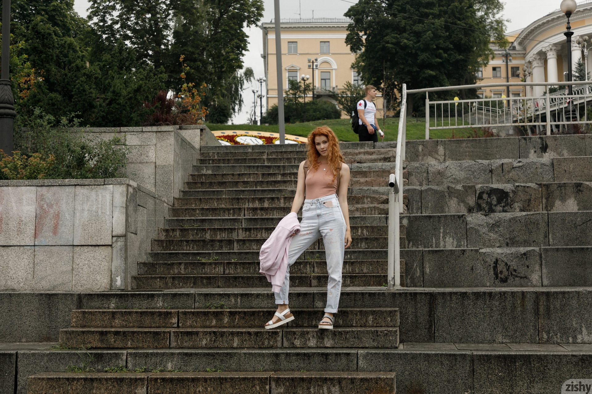 Heidi Romanova Shows Me The Maidan - Zishy 19