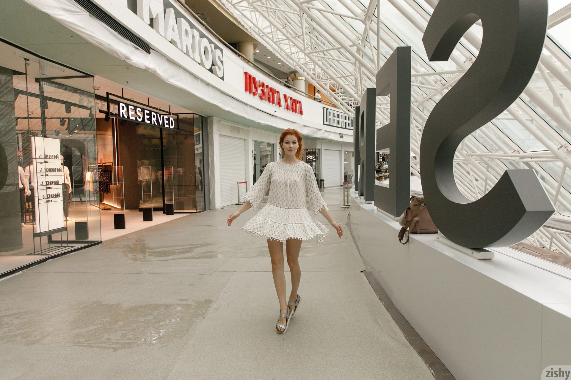 Heidi Romanova Shows Me The Maidan - Zishy 51