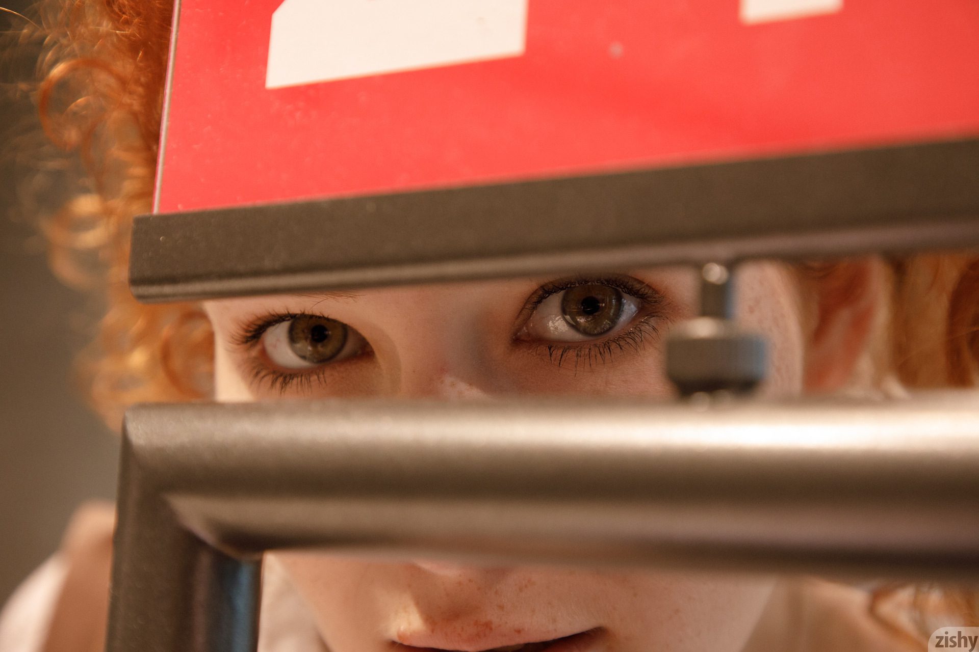 Heidi Romanova Shows Me The Maidan - Zishy 56