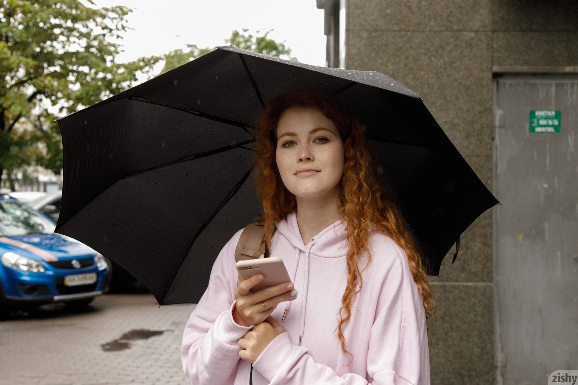 Heidi Romanova Shows Me The Maidan - Zishy 1