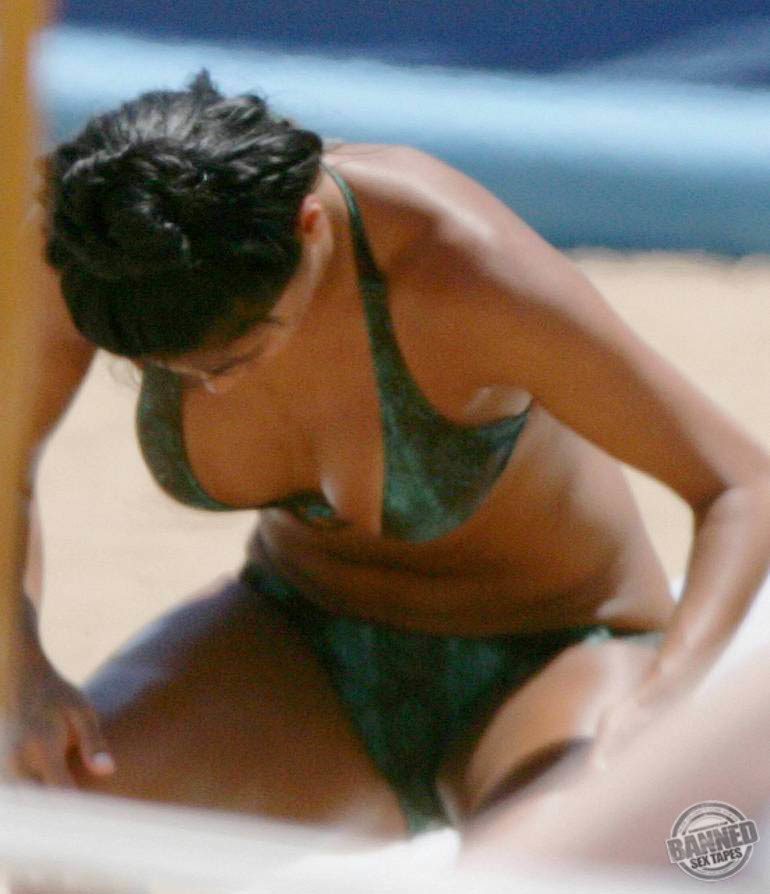 Nicole Scherzinger nude and iCloud hack Pics 28