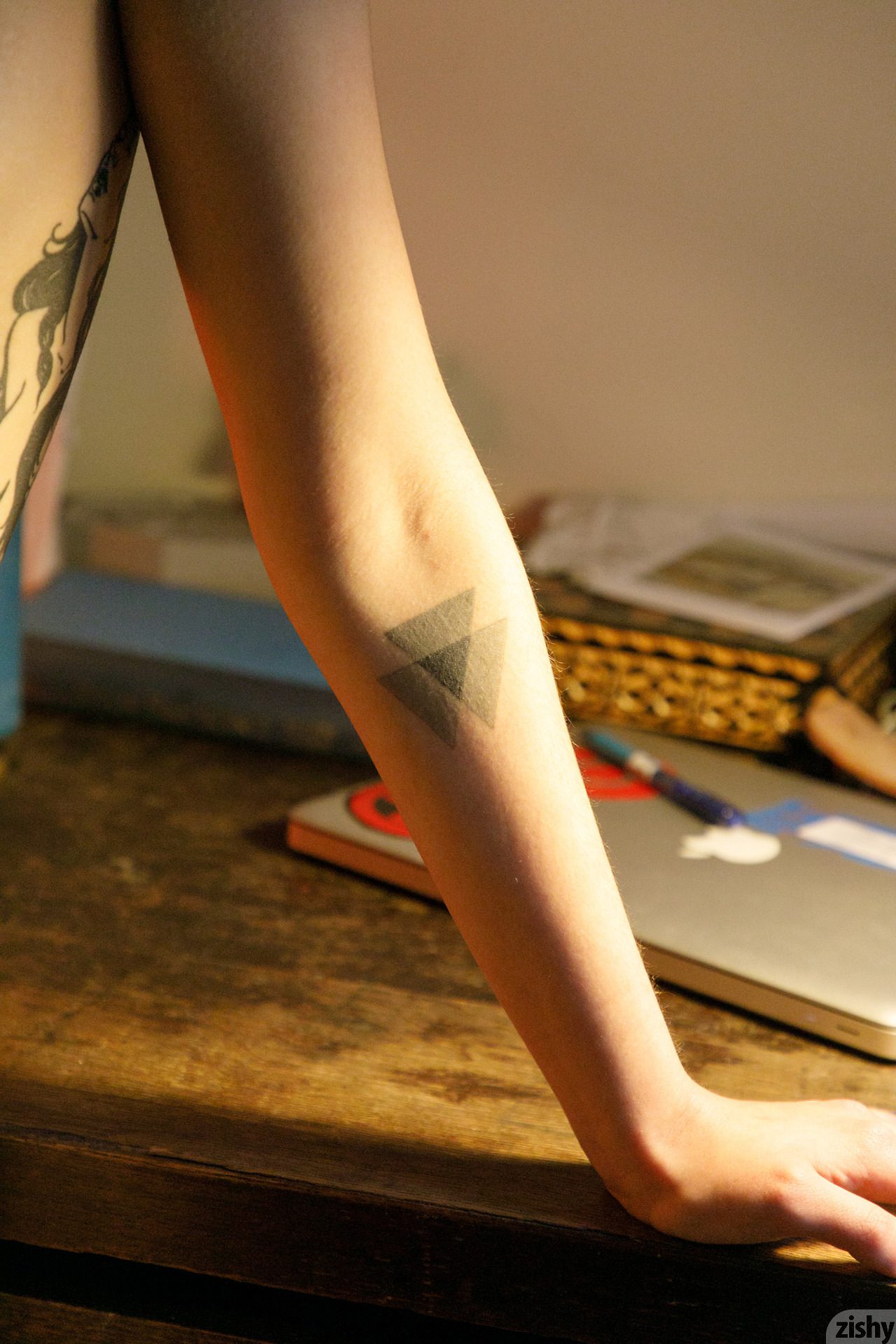 Nina Presley Nude Color - Zishy 34