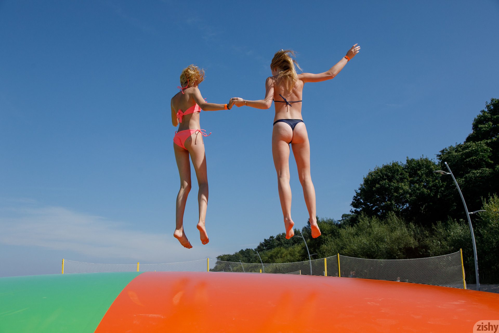 Rune and Bernie Sunny Bunnies II - Zishy 16