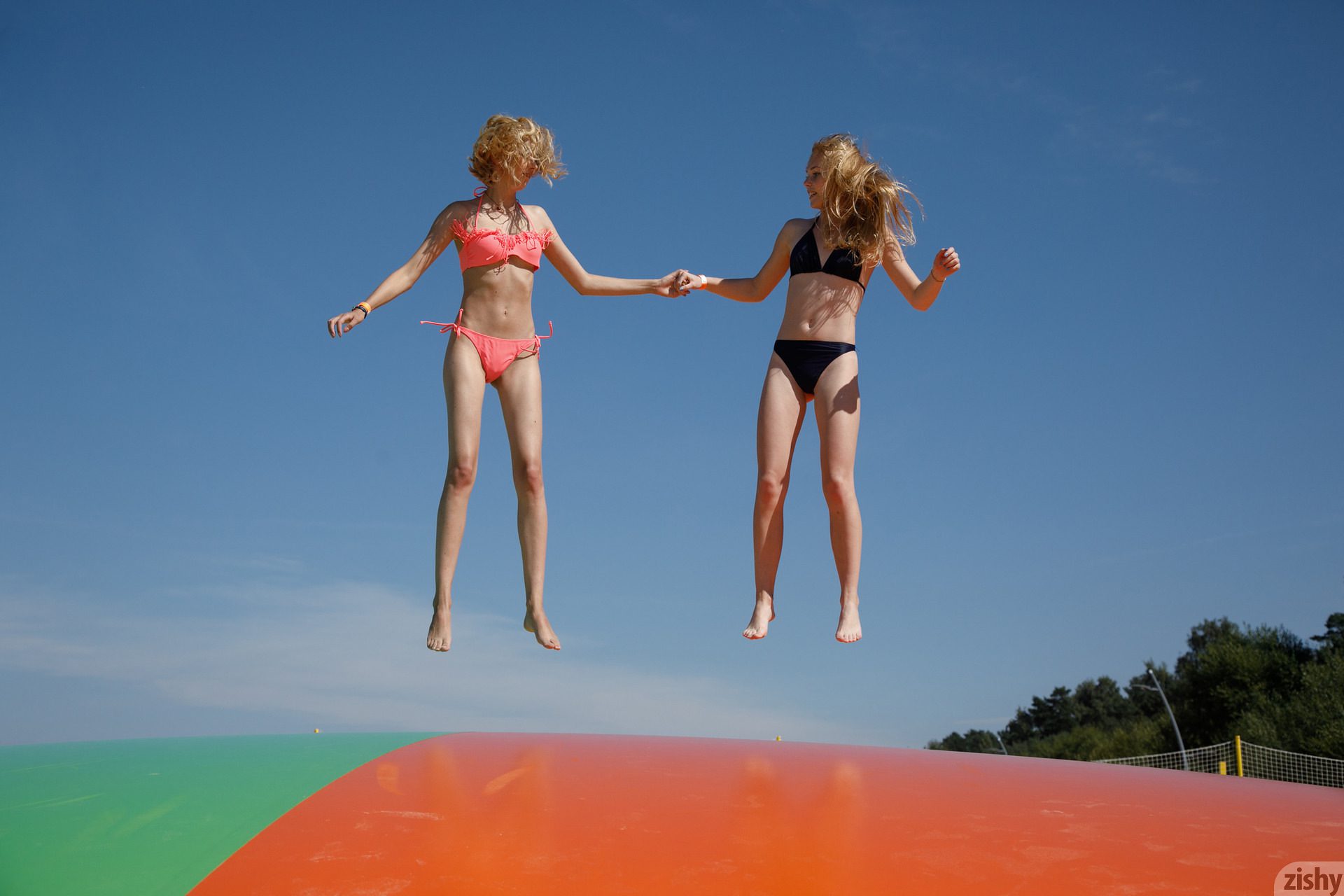 Rune and Bernie Sunny Bunnies II - Zishy 21