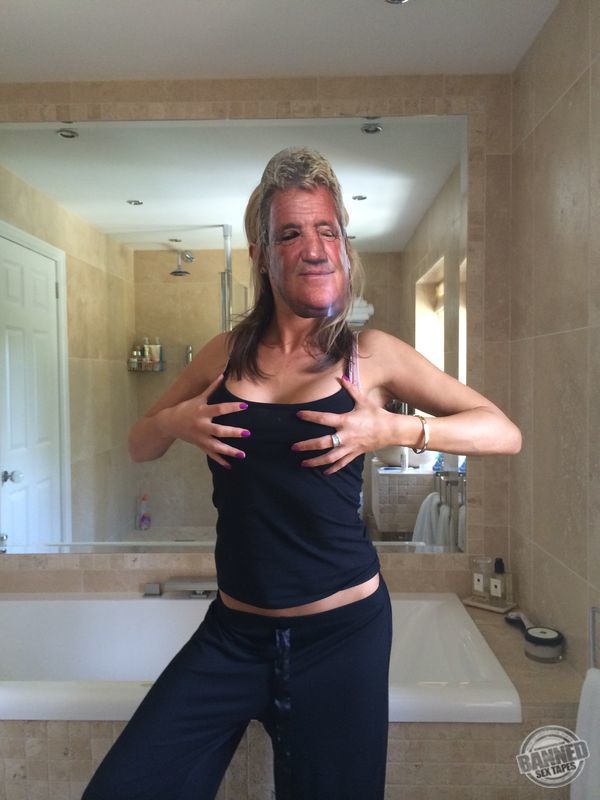 Suzanne Collins iCloud hack Pics 34