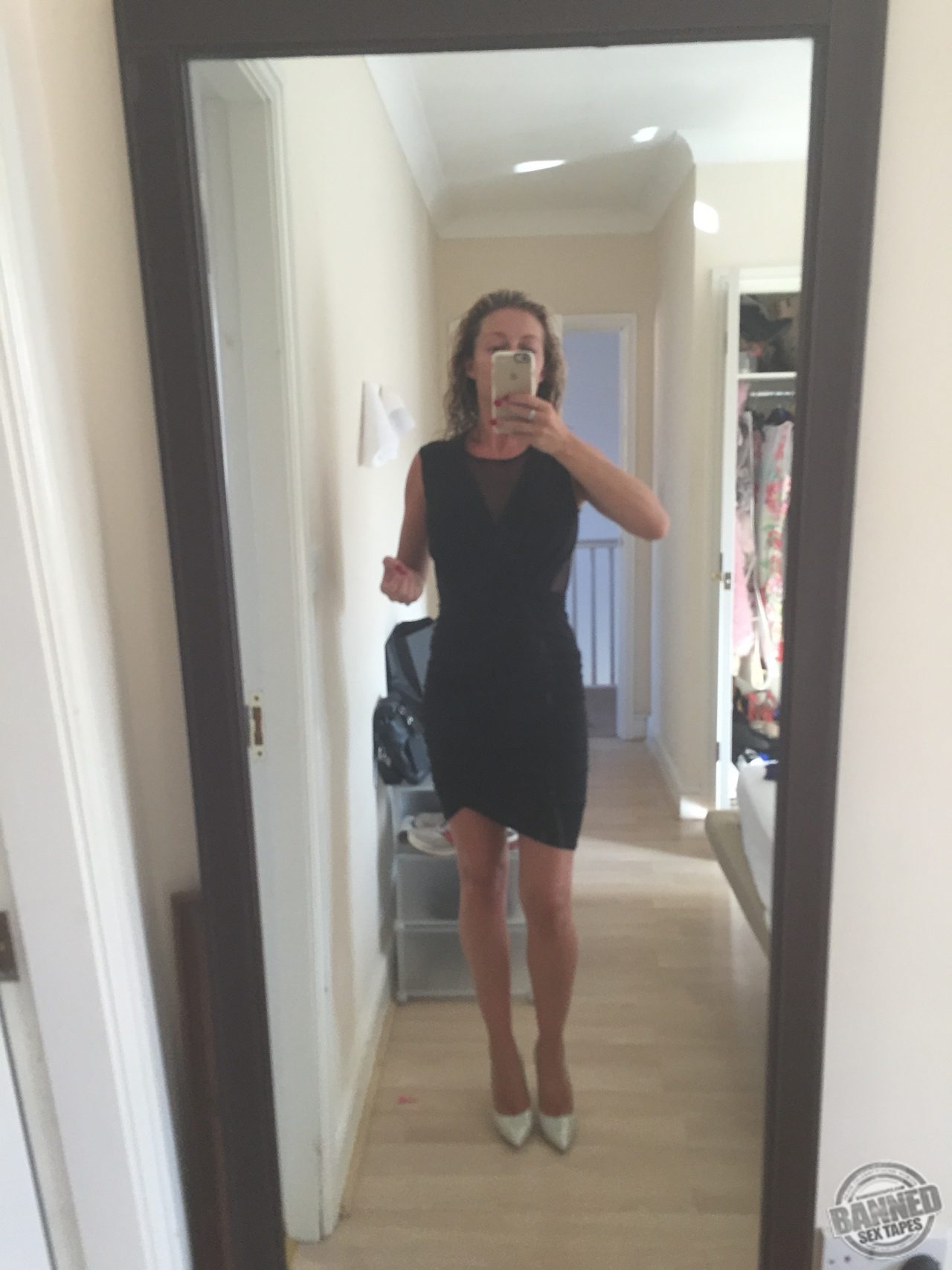 Suzanne Collins iCloud hack Pics 56