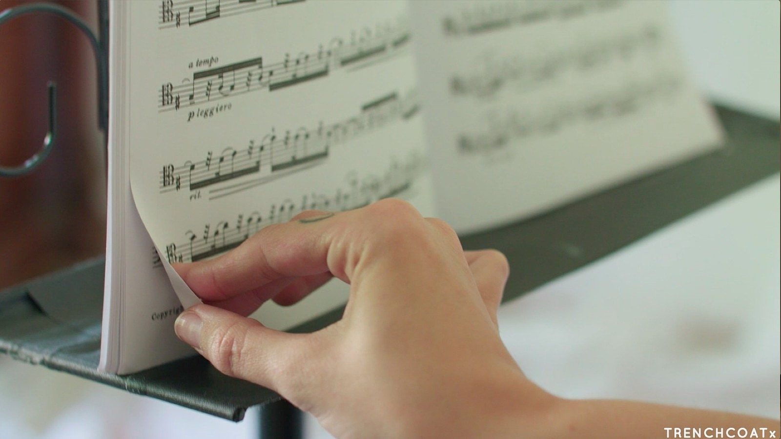 TRENCHCOATx - Bounce - Episode 2 - Keisha Grey 22