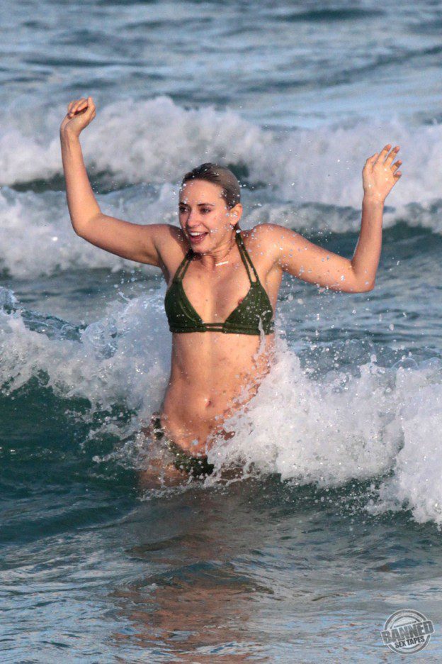 YesJulz: Sex tape & Nude Pics 2