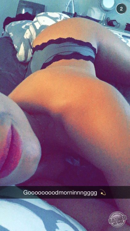 YesJulz: Sex tape & Nude Pics 34