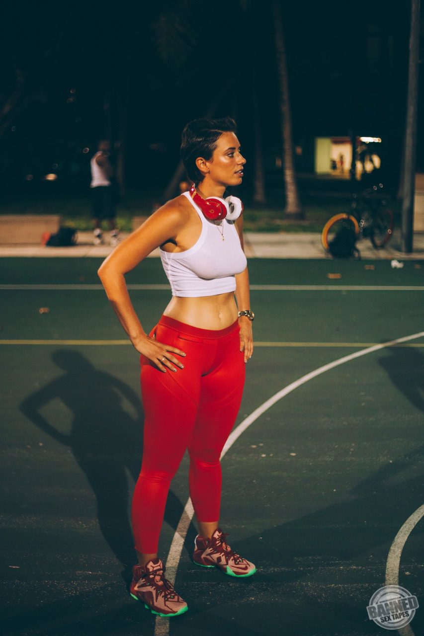 YesJulz: Sex tape & Nude Pics 40