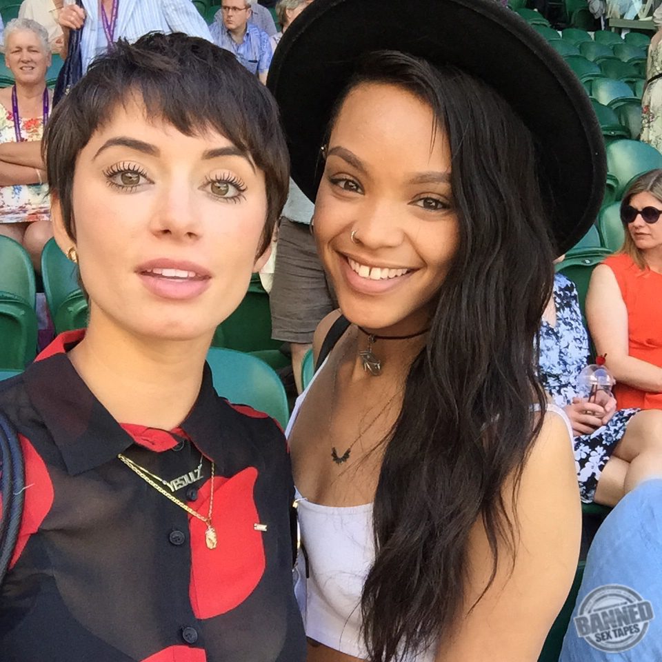 YesJulz: Sex tape & Nude Pics 59