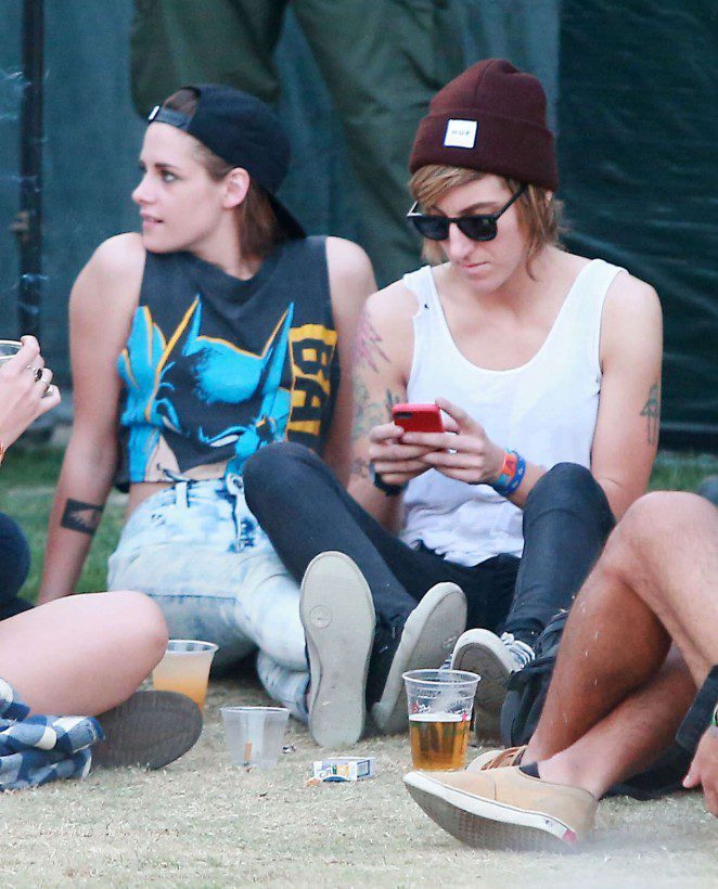 Alicia Cargile And Kristen Stewart