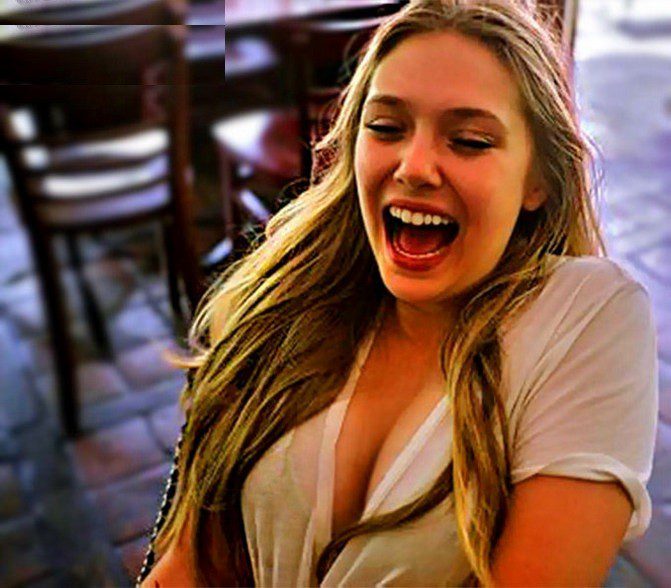 Elizabeth Olsen Nude And Sexy #the Fappening 005