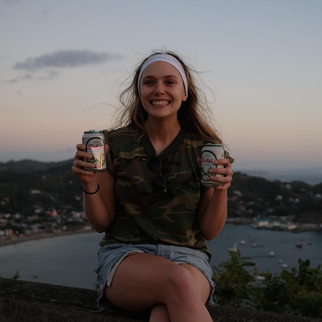 Elizabeth Olsen Fappening Sexy (22 Photos) #the Fappening 015