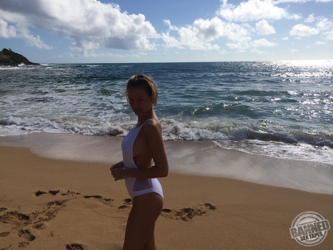 Lara Bingle Leaked Icloud Photos 216