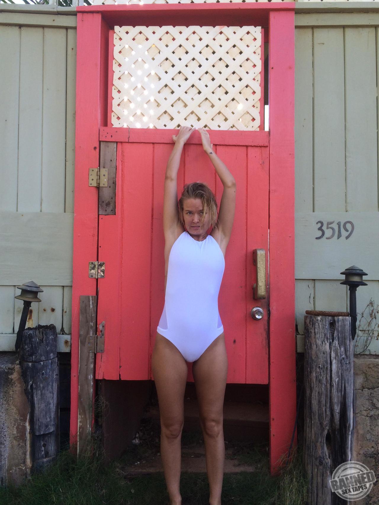 Lara Bingle Leaked Icloud Photos 233