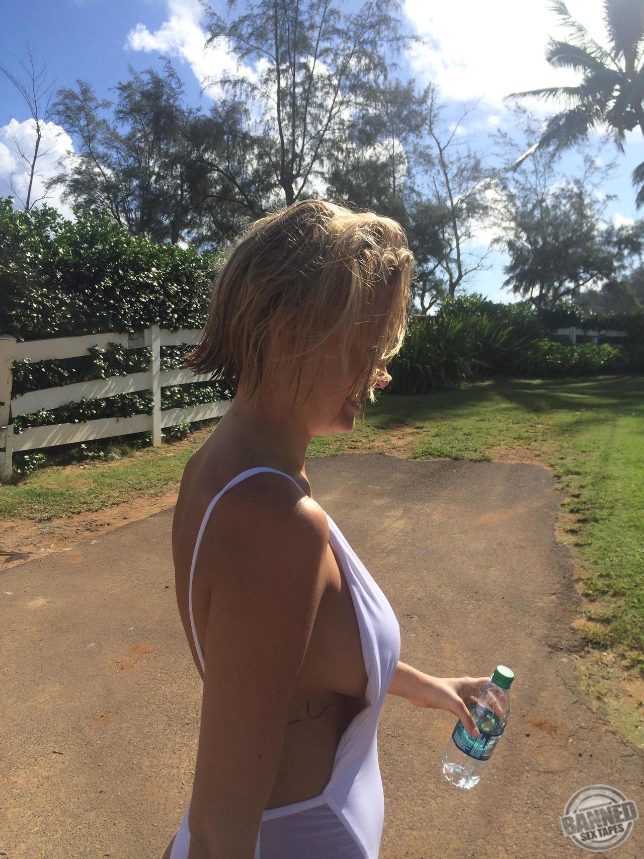 Lara Bingle Leaked Icloud Photos 260