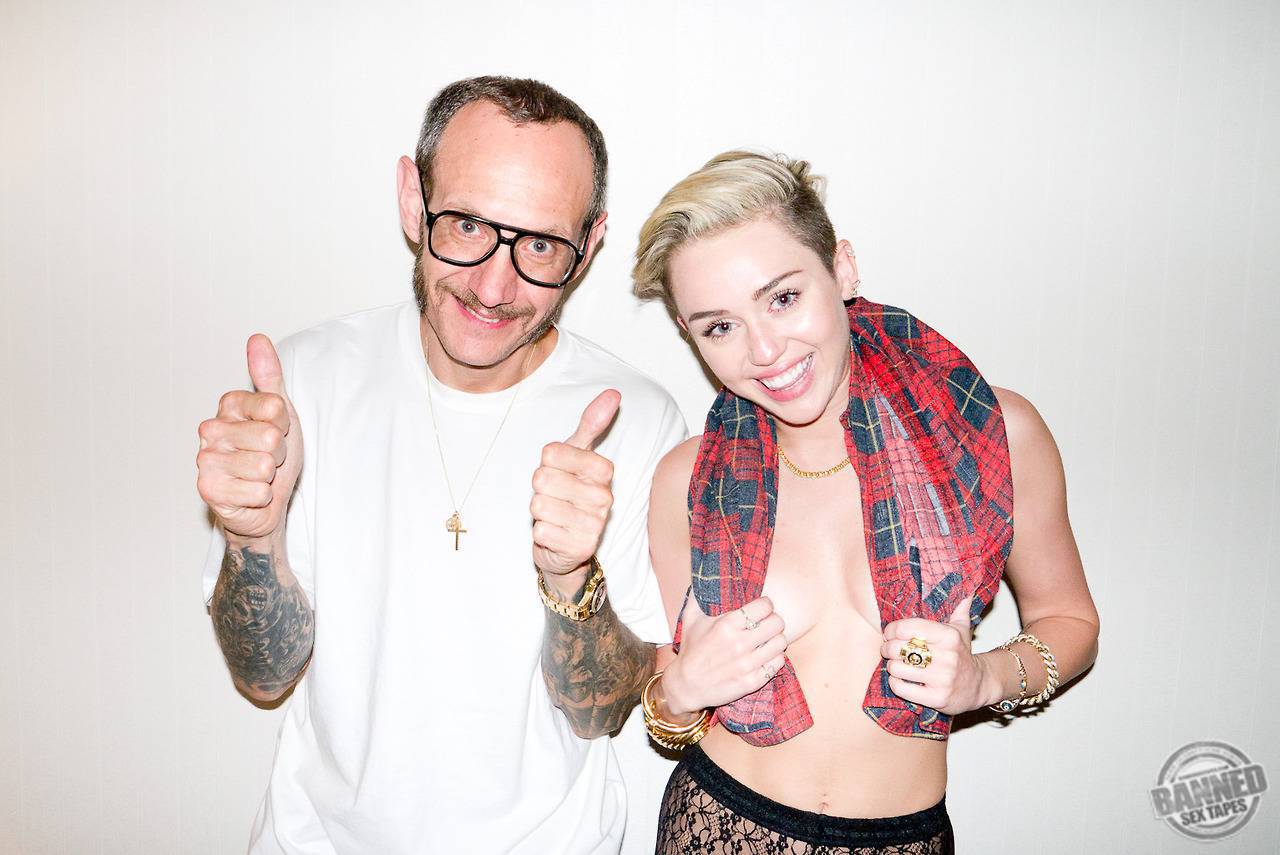 Miley Cyrus Nude Sex Tape Icloud Hack 018