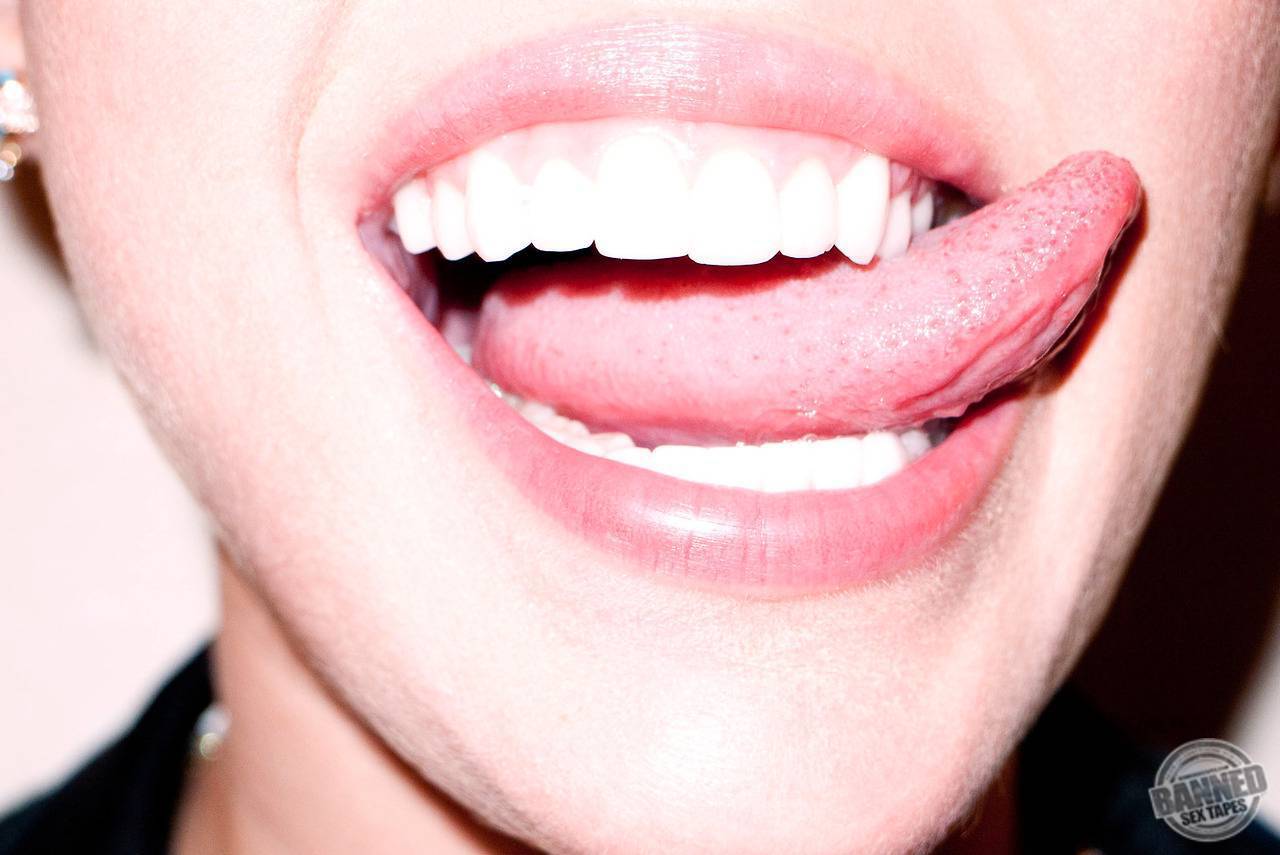 Miley Cyrus Nude Sex Tape Icloud Hack 019