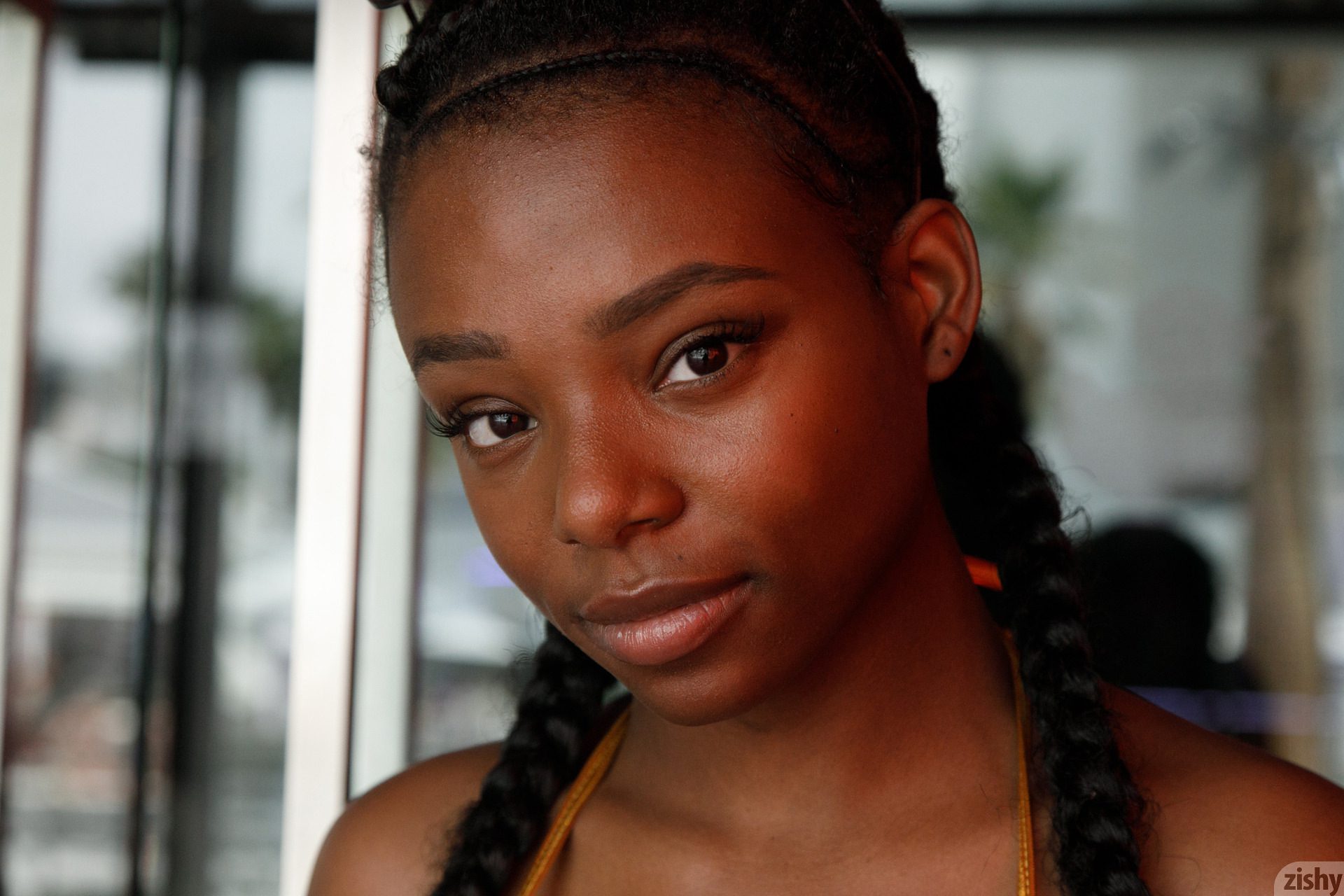 Neda Marie Poolside Jerx Zishy (56)