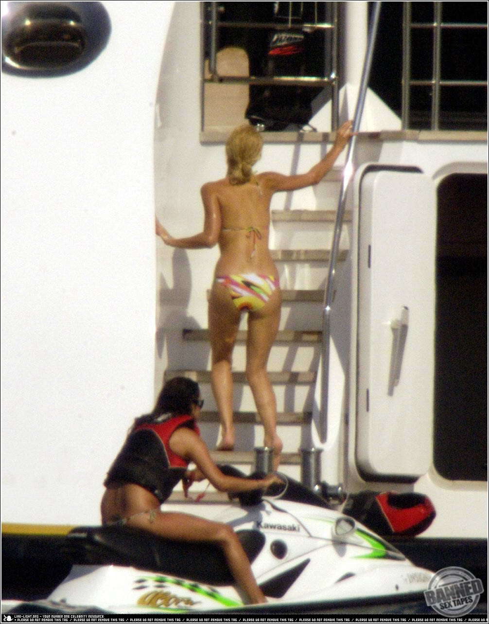 Paris Hilton, Sex Tape, Scandal Comics, Toons, Fakes, Nude Pics 366