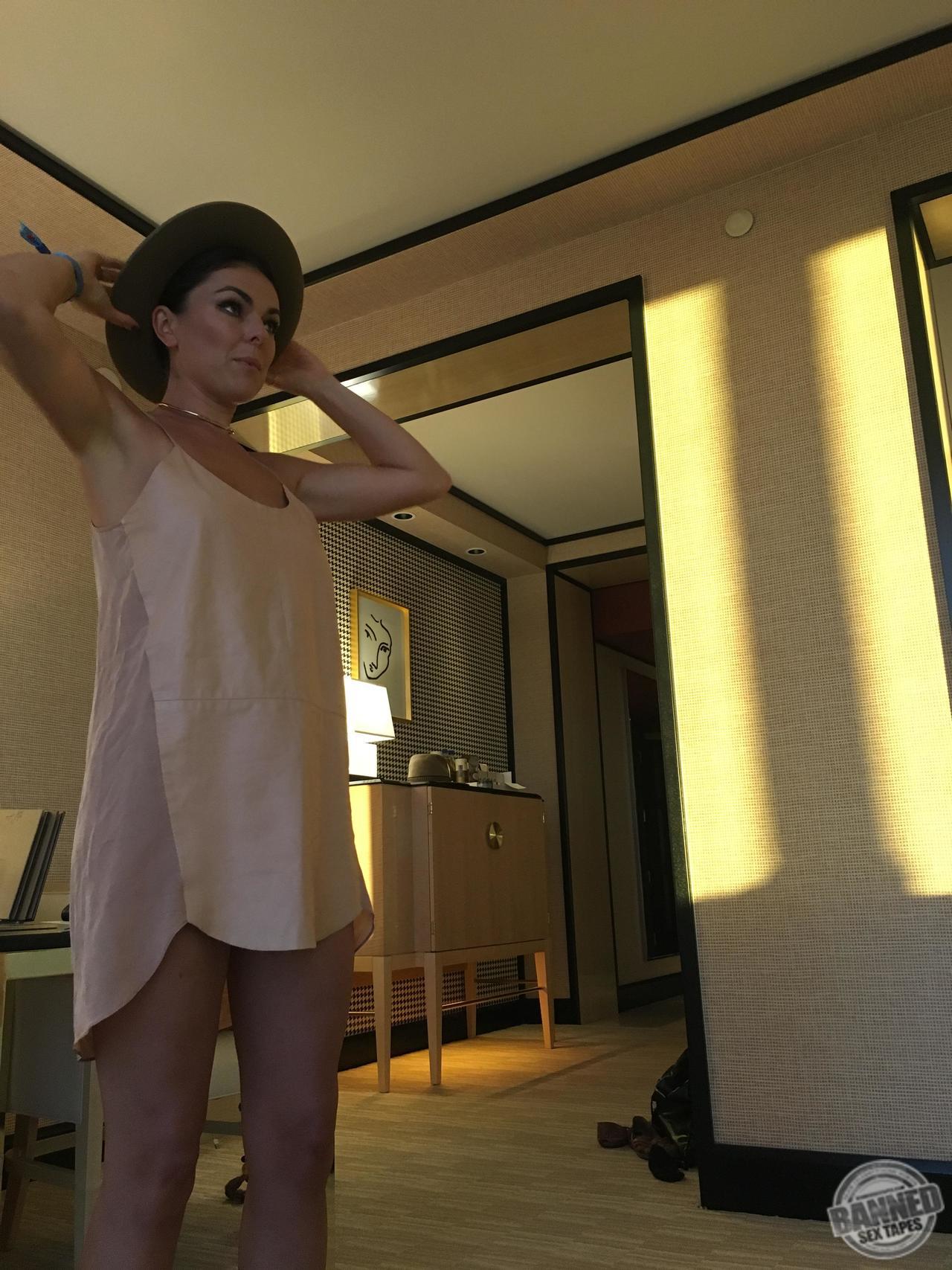 Serinda Swan, Nude, Icloud Hack 024