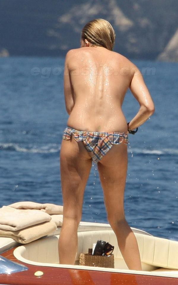 Sienna Miller Nude Topless 010
