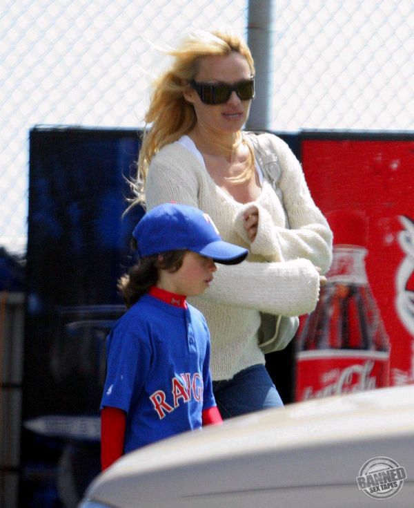 Pamela Anderson Sex Tape, Scandal Comics, Nude Pics 205