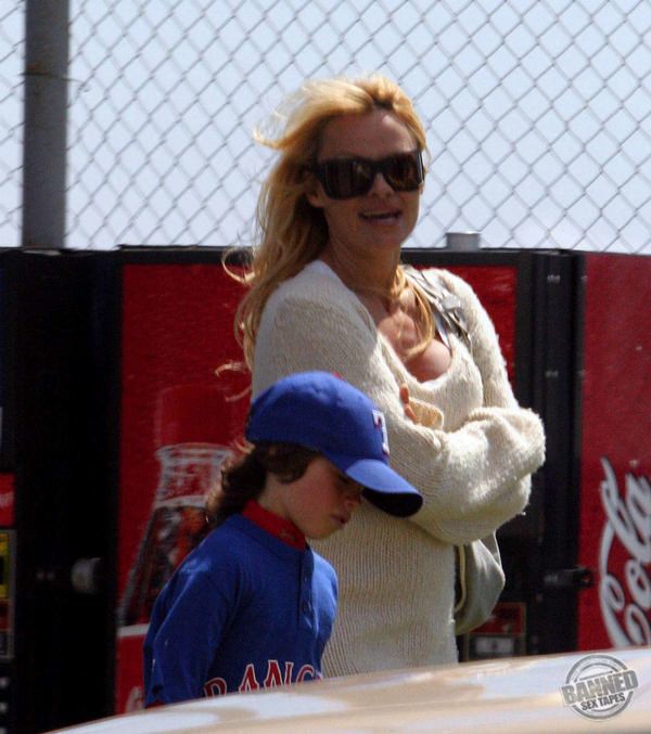 Pamela Anderson Sex Tape, Scandal Comics, Nude Pics 206