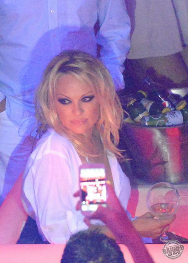 Pamela Anderson Sex Tape, Scandal Comics, Nude Pics 028