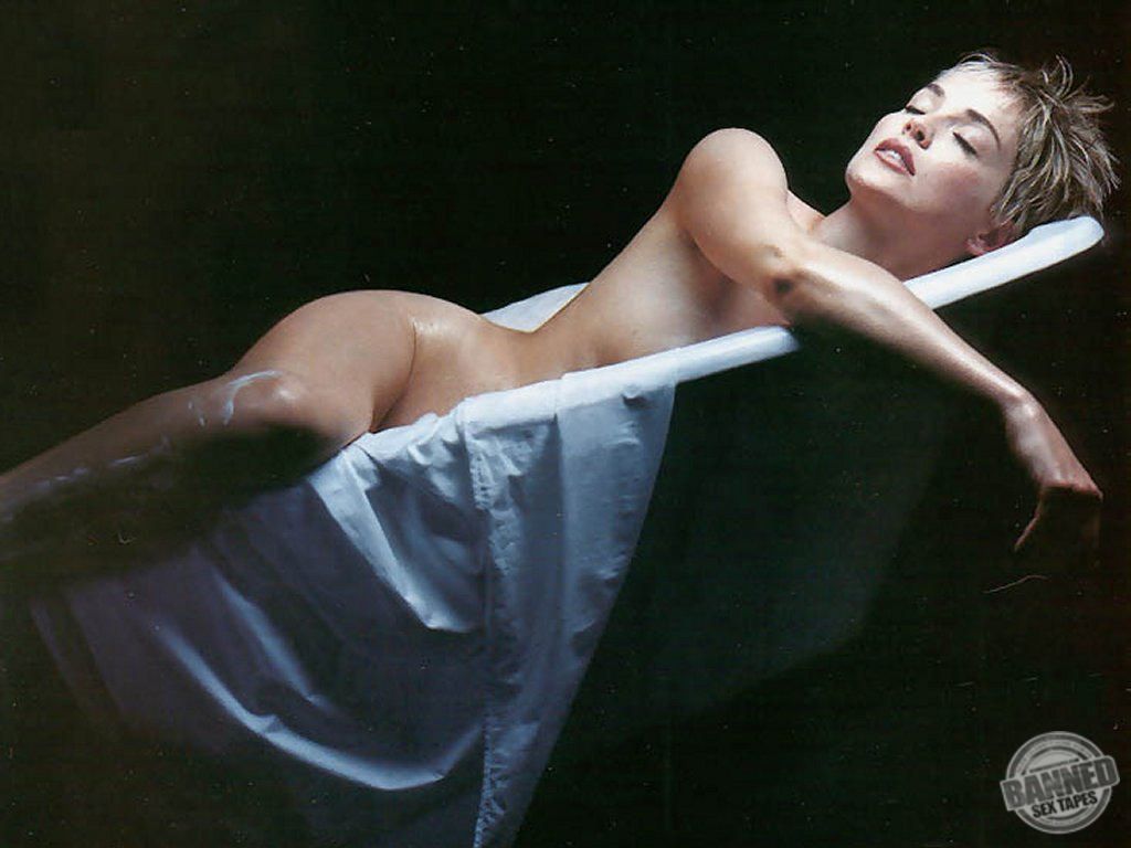 Sharon Stone Nude Photos 113