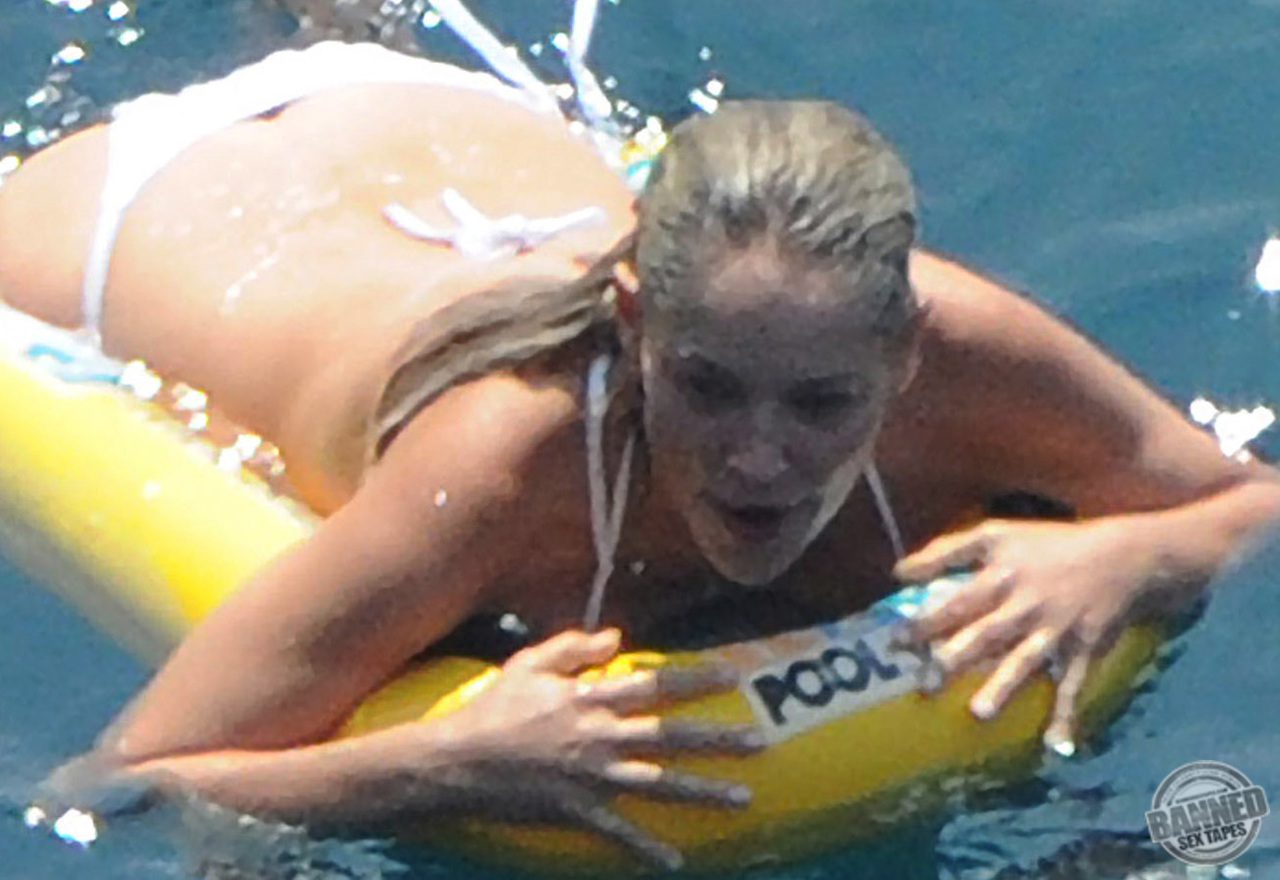 Sharon Stone Nude Photos 193