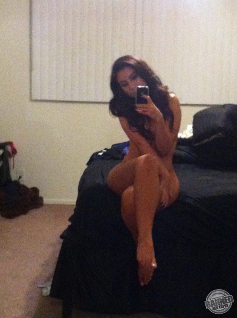 Uldouz Wallace Sex Tape Icloud Hack 001