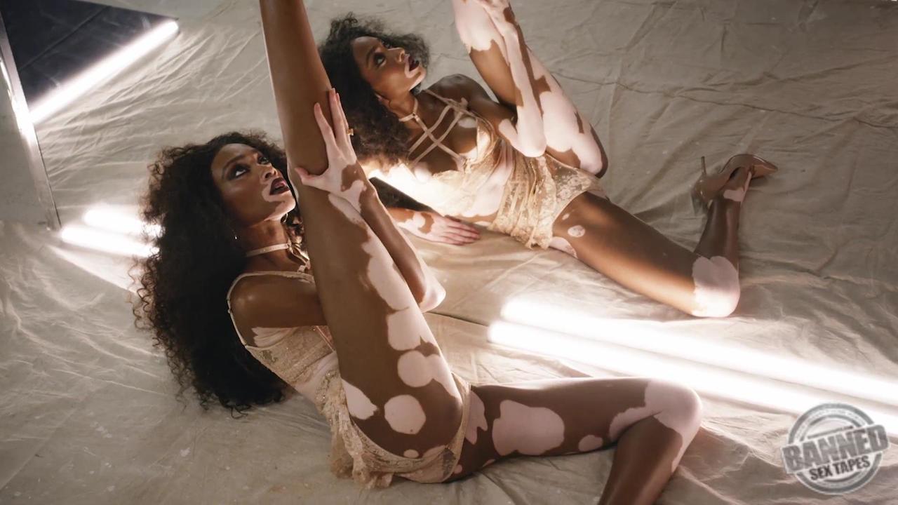 Winnie Harlow See Through Photos 022