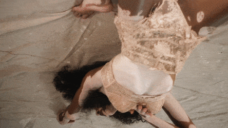 Winnie Harlow See Through Photos 003