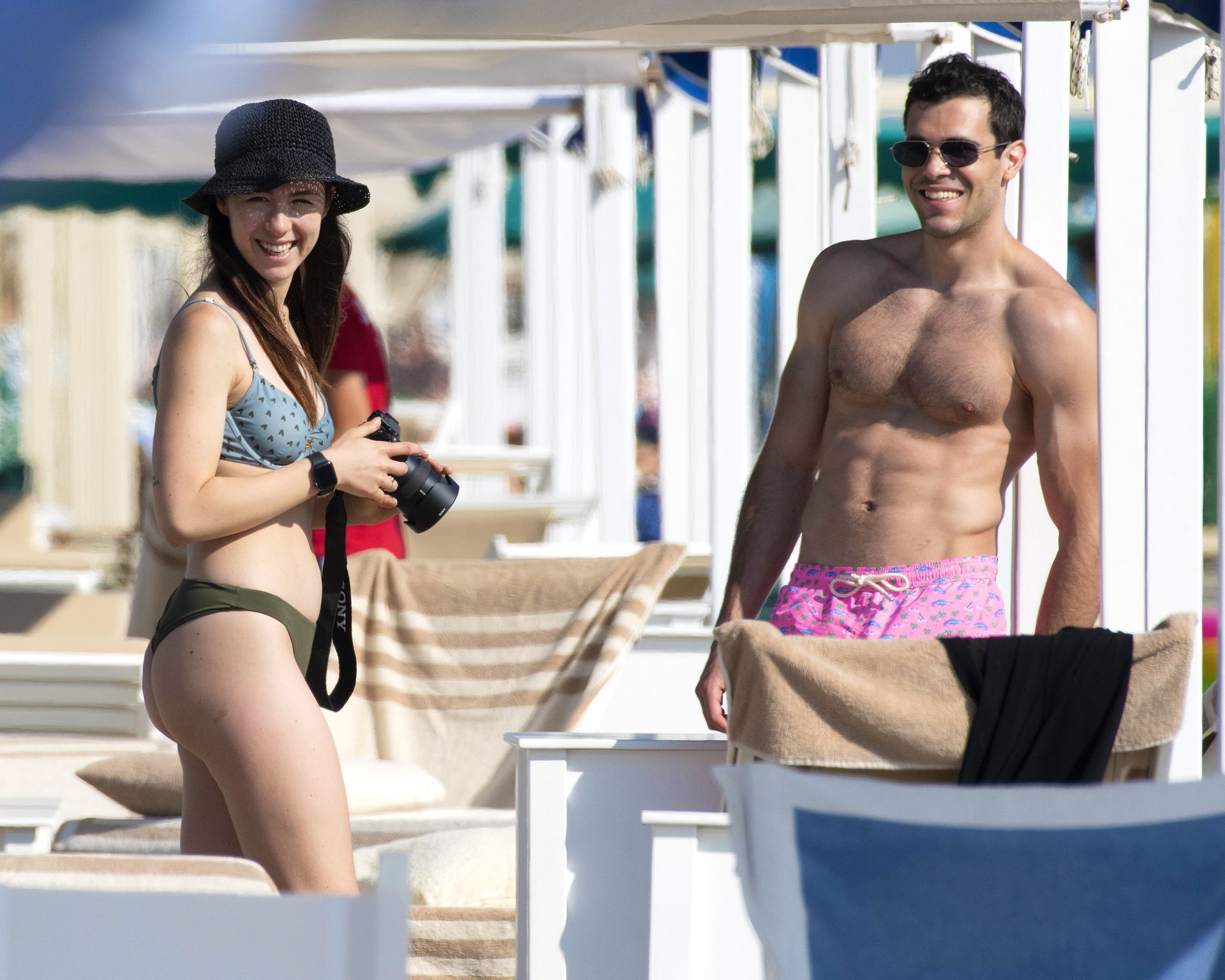 Aurora Ramazzotti, Michelle Hunziker Sexy 007